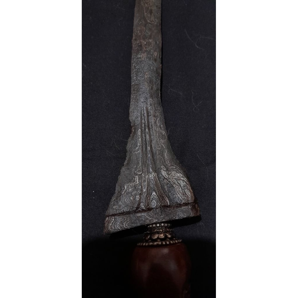 keris jalak sangu tumpeng