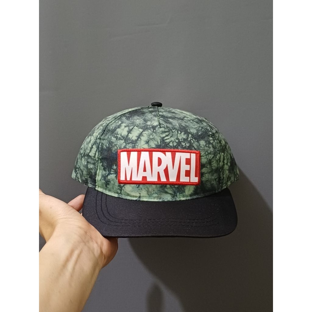 topi marvel second