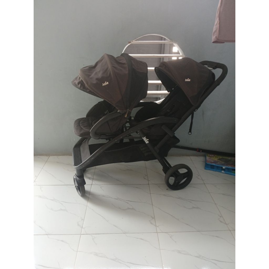 PRELOVED STROLLER JOIE EVALITE DUO, STROLLER BAYI TANDEM, STROLLER JOIE TANDEM,BAYI KEMBAR HITAM