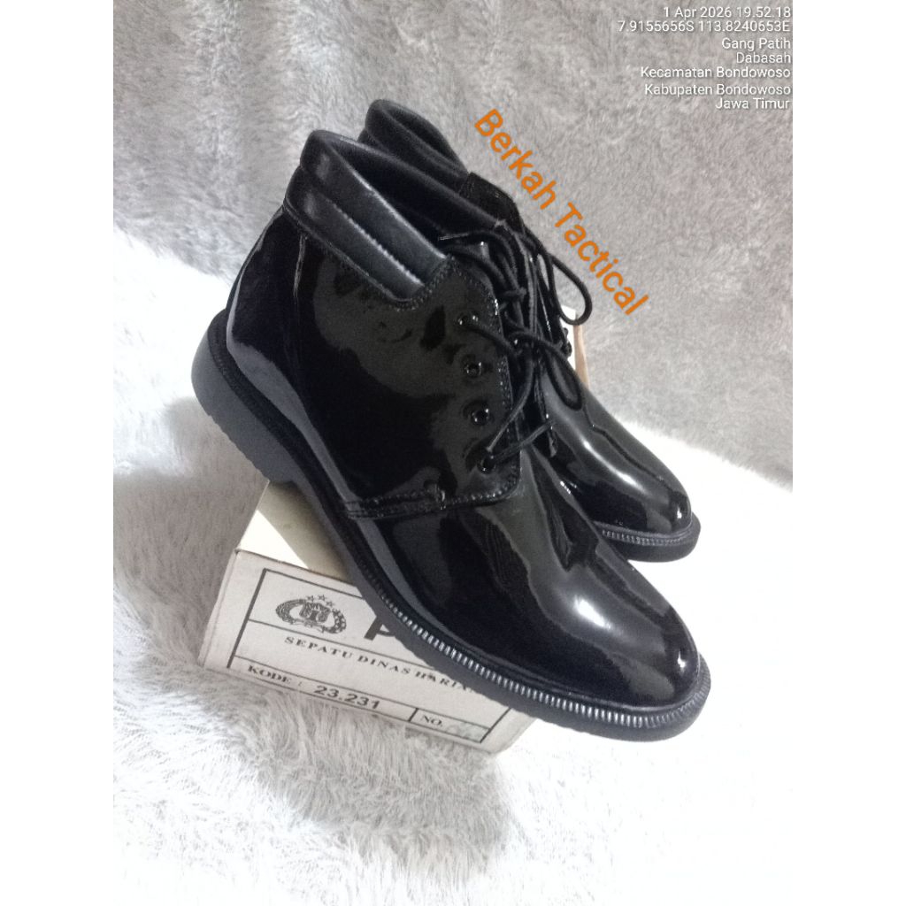 Sepatu PDH Jatah Polri