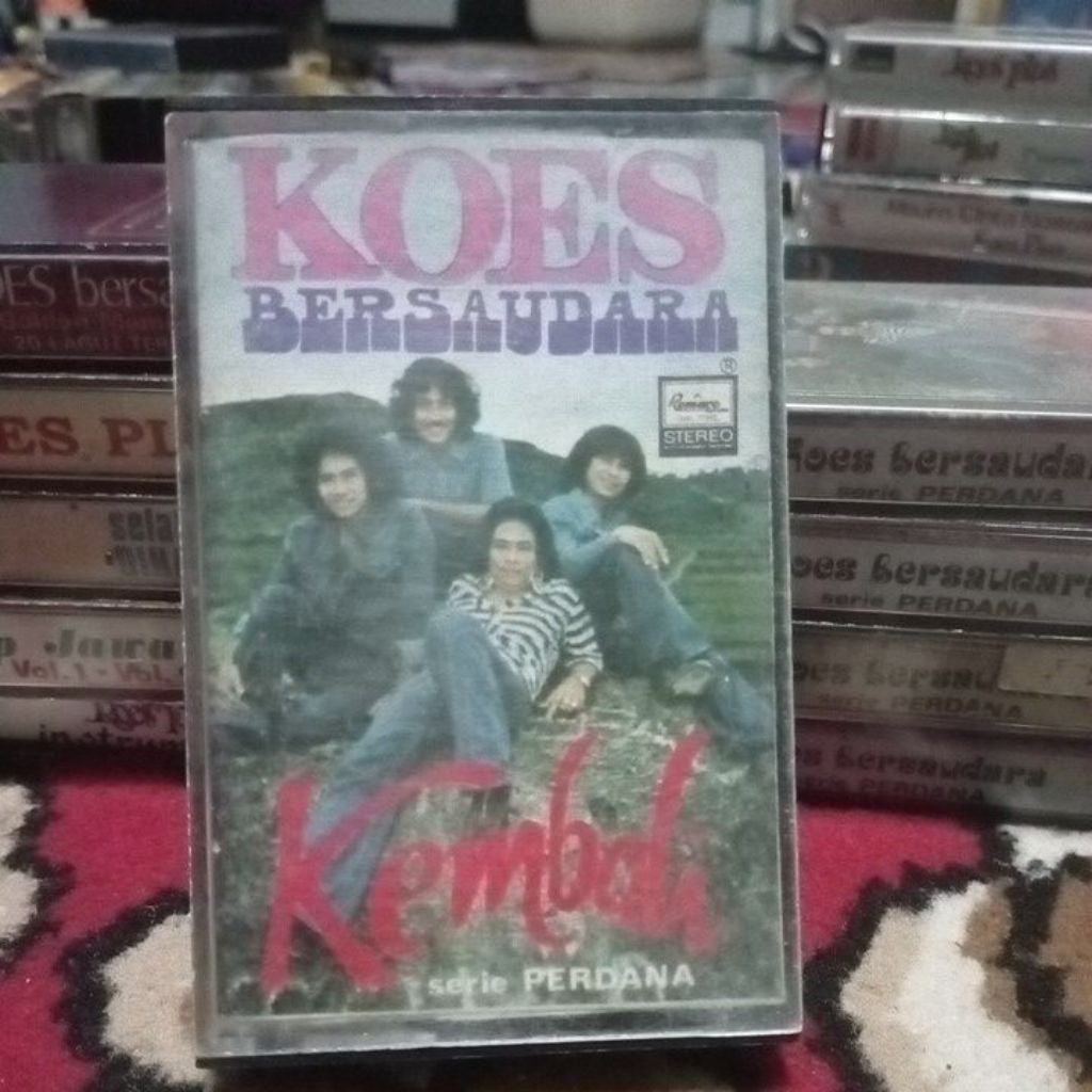 Kaset Koes Bersaudara 1977