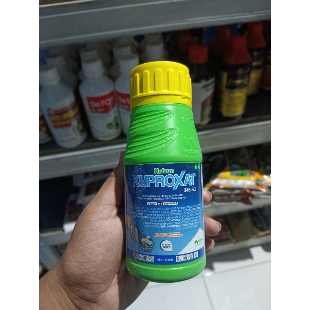 Fungisida Kuproxat 345 SC 250 ml - Tembaga Oksi Sulfat, Kontak, Pekatan Suspensi