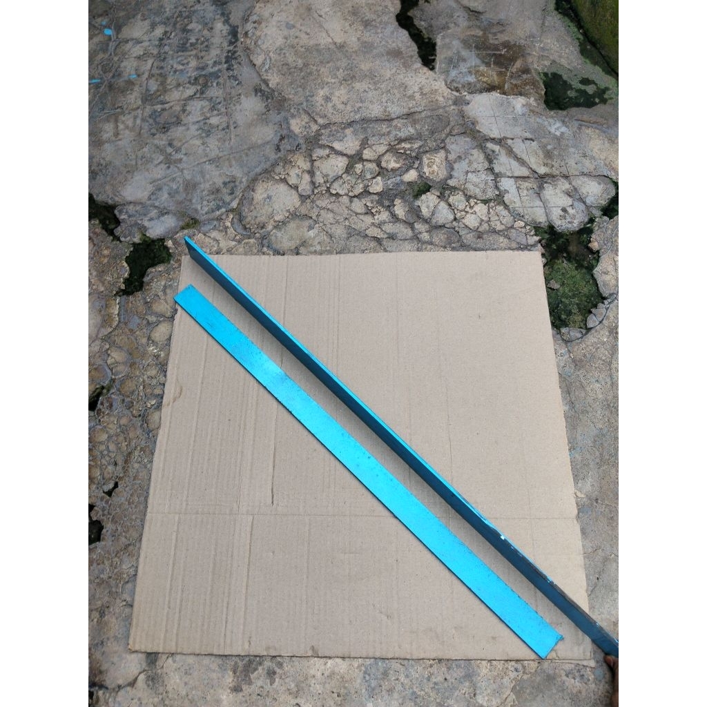 Baja 440c EQ BOHLER N695 ujuran sudah ada di variasi Tebal 4 mm SUDAH SEPUH/HT +60  HRC Bahan Pisau 