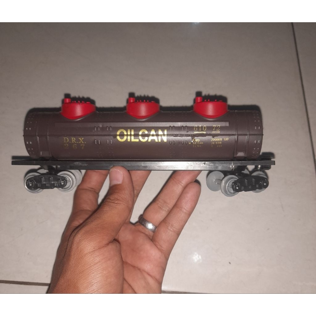 Fenfa gerbong lokomotif