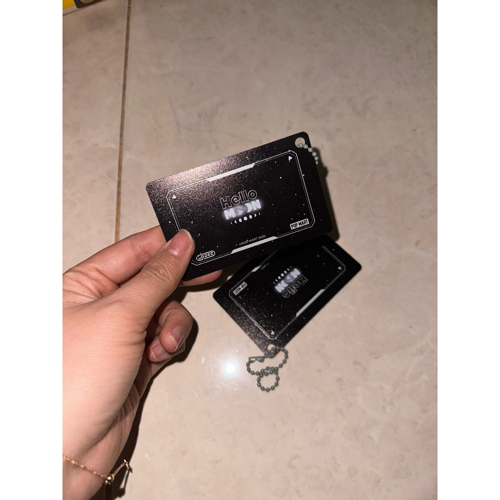 MOLLY SPACE CHAIN
