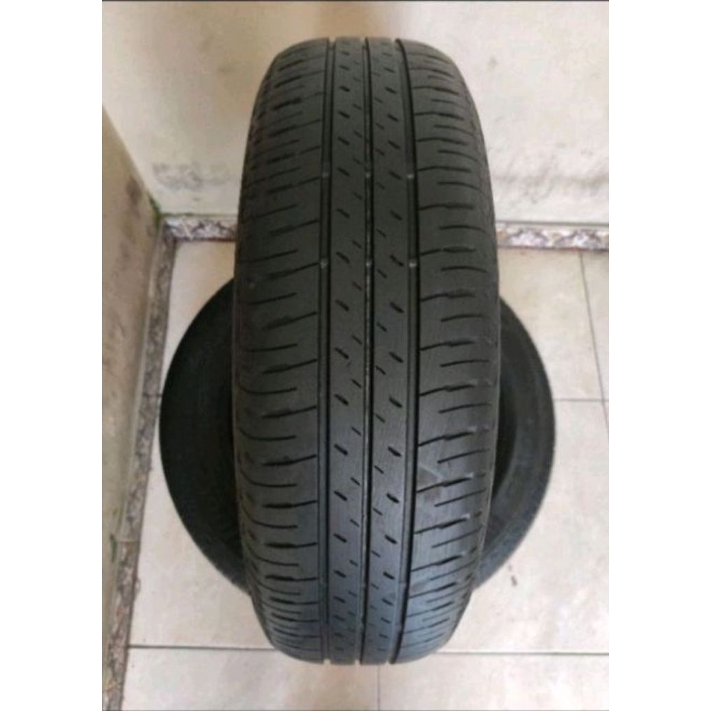 Ban mobil ukuran 175/65/15