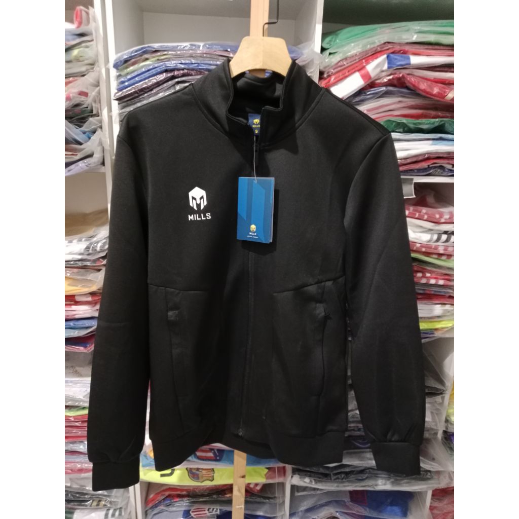 jacket original timnas Indonesia mills