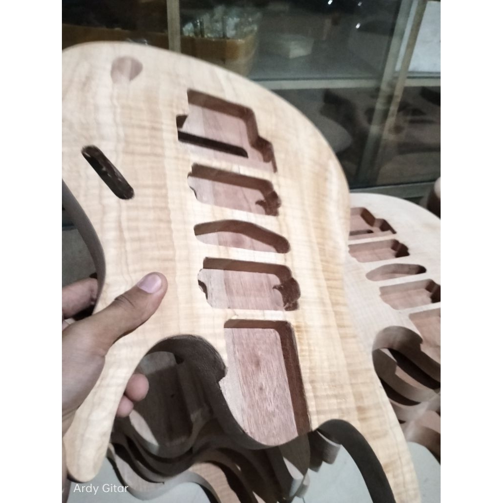 Body Gitar Ibanez s series blum finishing