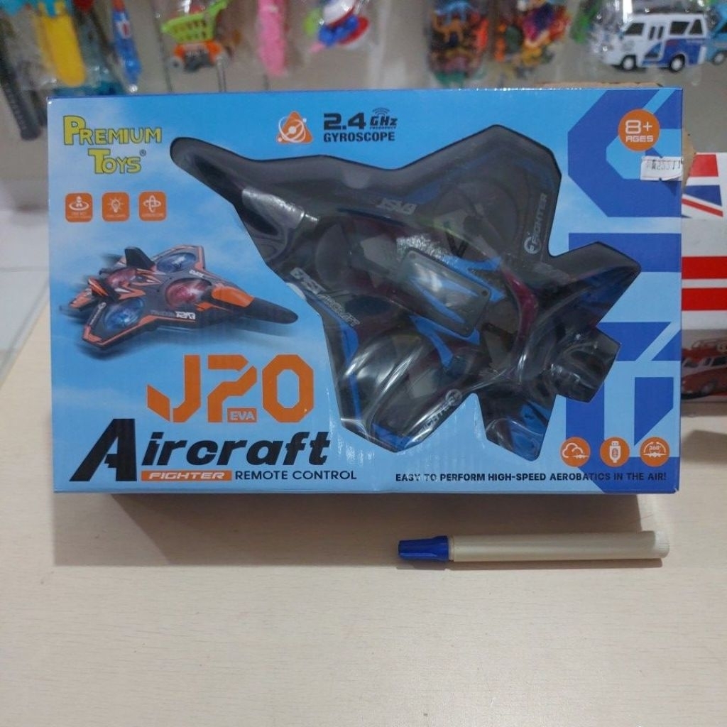 Mainan Remote Control RC Pesawat Tempur J20 Aircraft - Gyroscope - Cool Lights