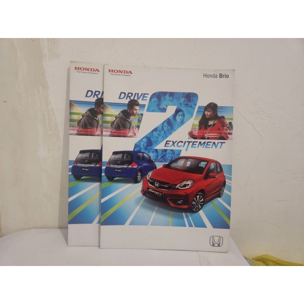 brosur katalog mobil honda brio 2016 leaflet