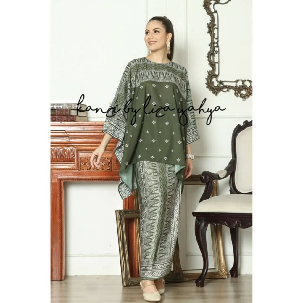 Kebaya Hijau | Kebaya Green | Kebaya Premium | Kebaya Wisuda | Kebaya Modern | Kebaya Wanita | Baju 