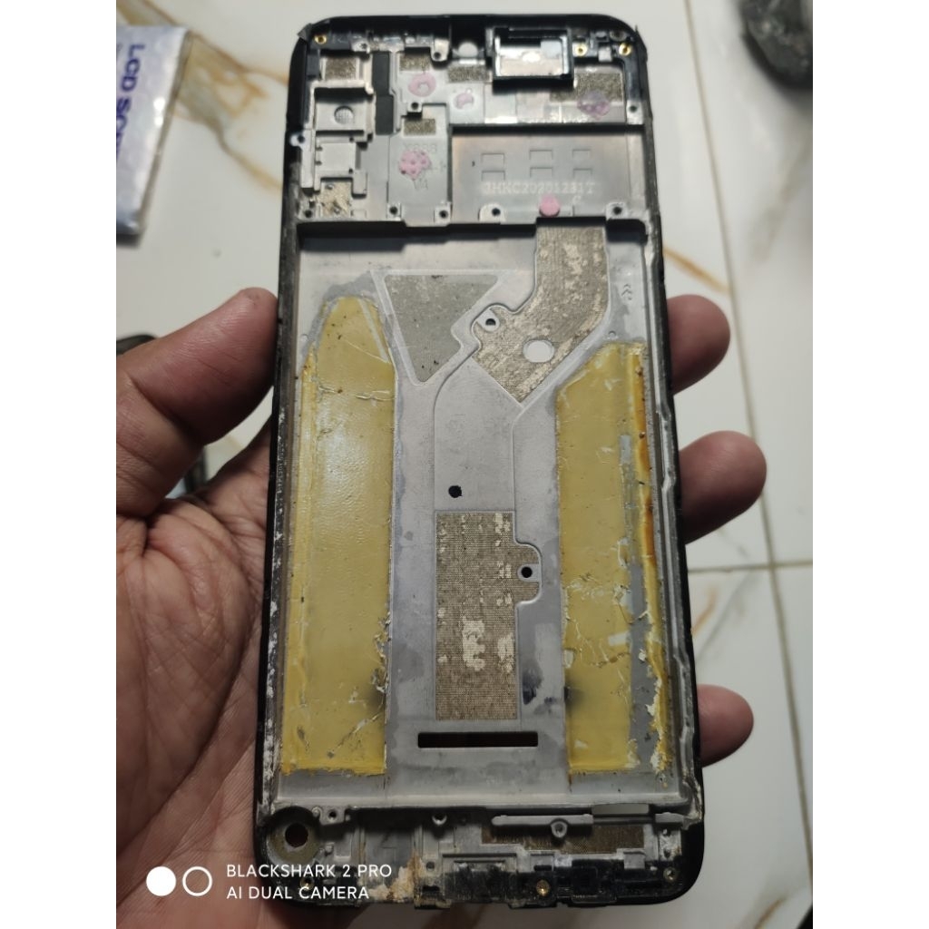 FRAME TATAKAN LCD INFINIX HOT 10 PLAY HOT 11 PLAY X688 BEKAS COPOTAN PINGGIRAN UTUH
