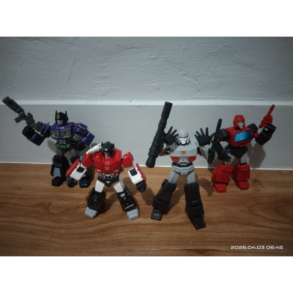 Mainan figure robot blokees transformer gv optimus prime idw, d16 cog, iron hide, sideswipe shining 