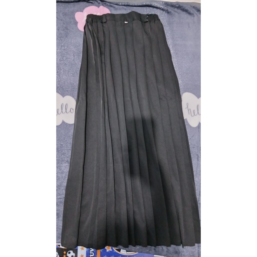 rok rempel kancing belakang