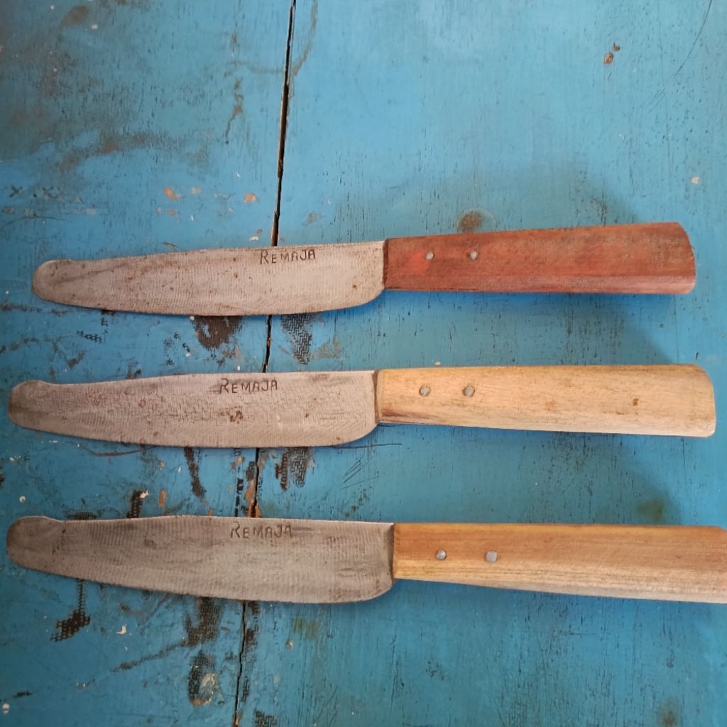 Pisau dapur, Pisau Baja,Pisau tajam