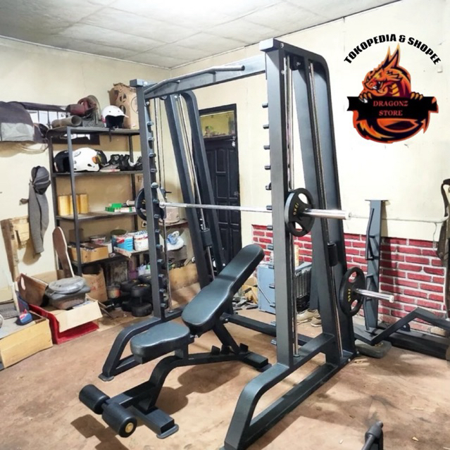Smithmachine multipress machine benchpress machine squat