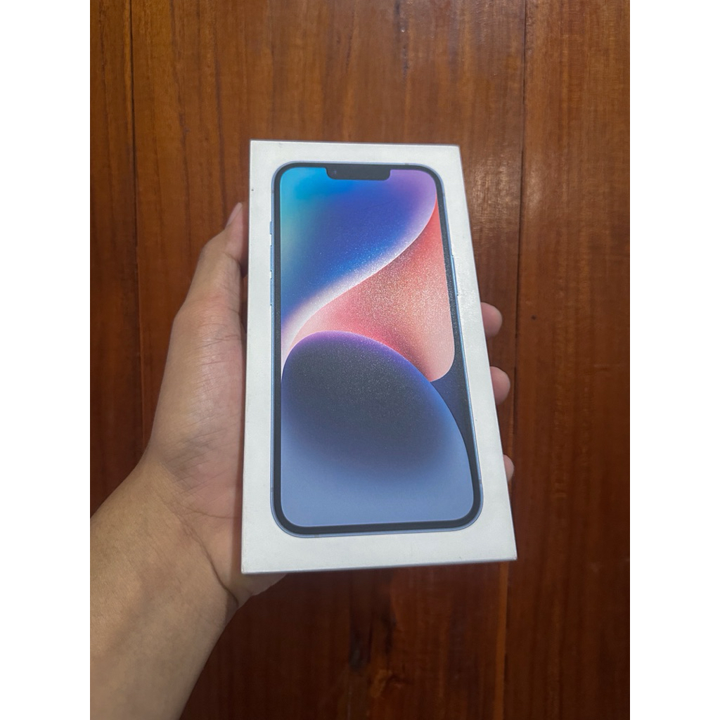 NEW Apple iPhone 14 Blue