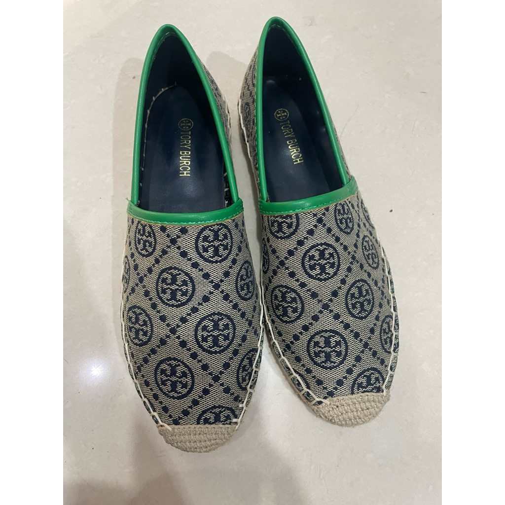 Rp 1000