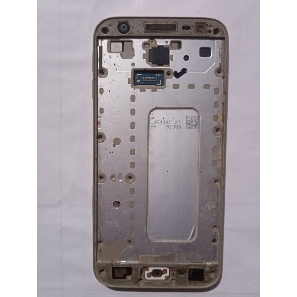mesin hp Samsung galaxy j3 pro SM-j330G hidup normal sudah tested unit minus lcd no pola/pin