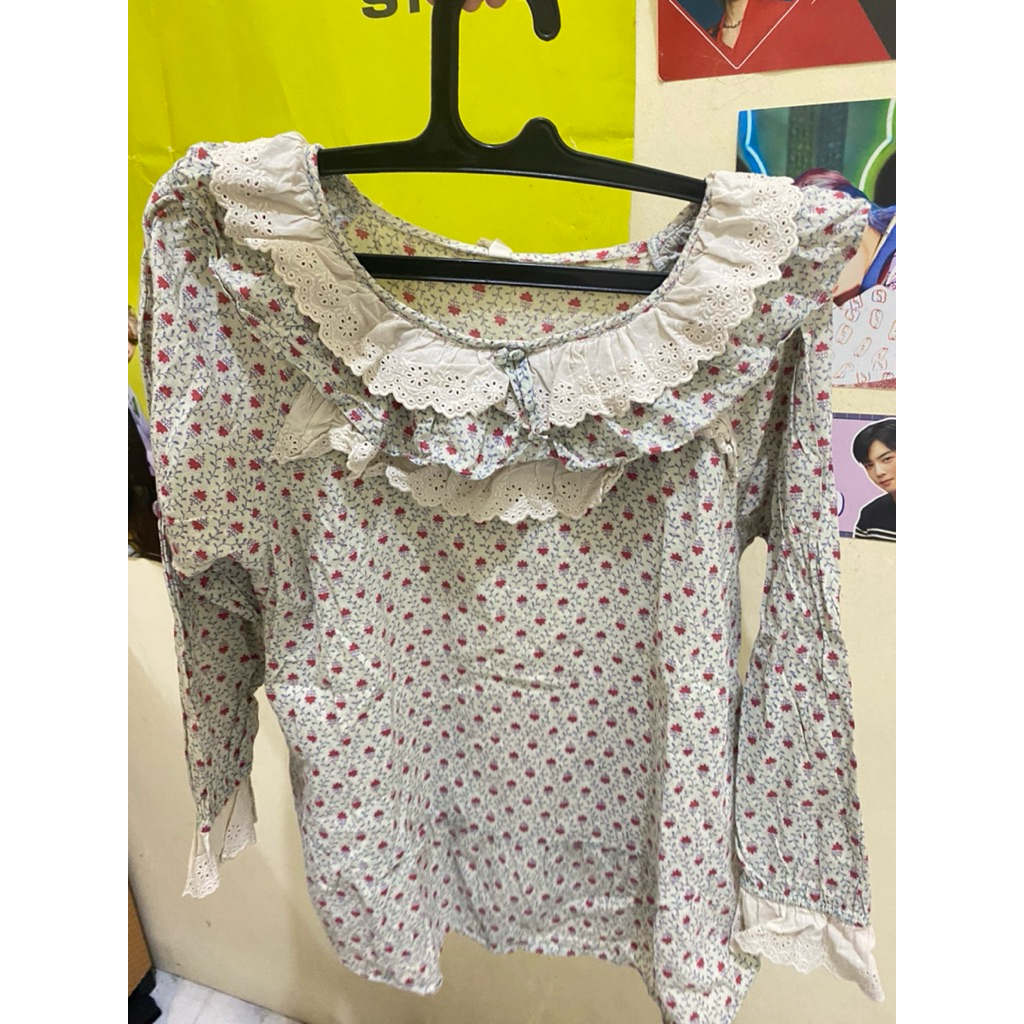 preloved blouse wanita