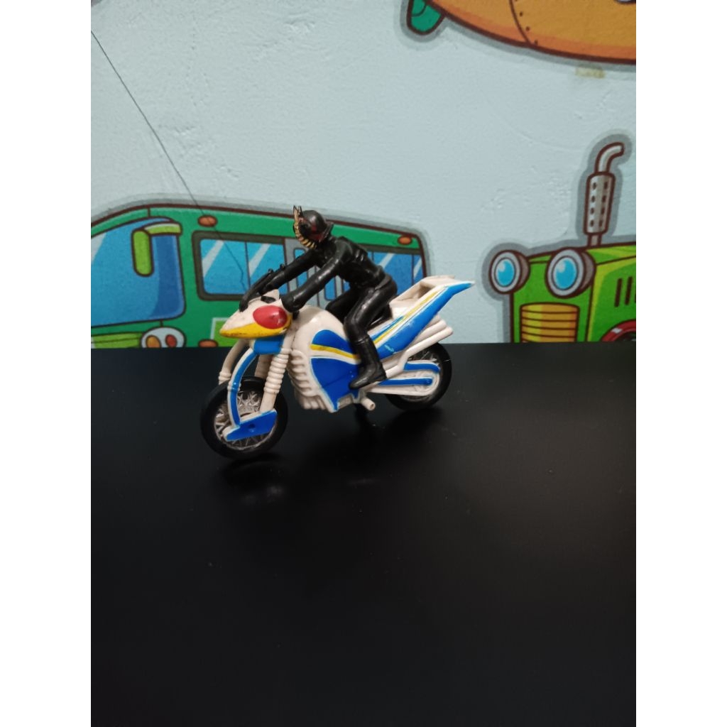 figure dan motor kamen rider jadul vintage