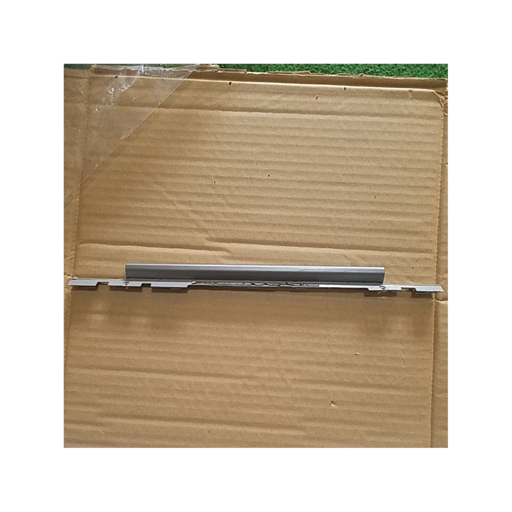 kesing casing penutup engsel samsung notebook 530u np530u3c original