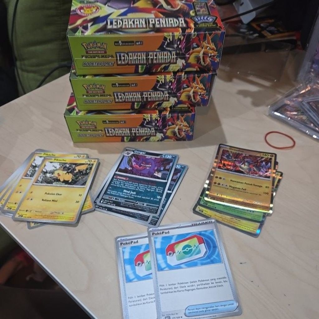 Pokepad, Pikachu, Gengar dan Holo Kartu Ledakan Peniada Indonesia Pokemon TCG