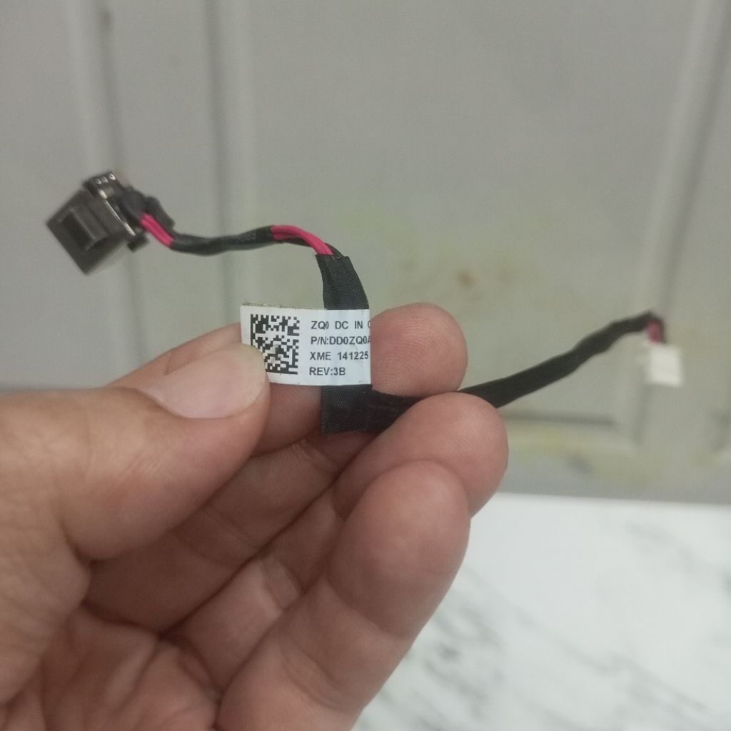 Konektor DC Power Bekas Cabutan dari Laptop Acer Aspire E14