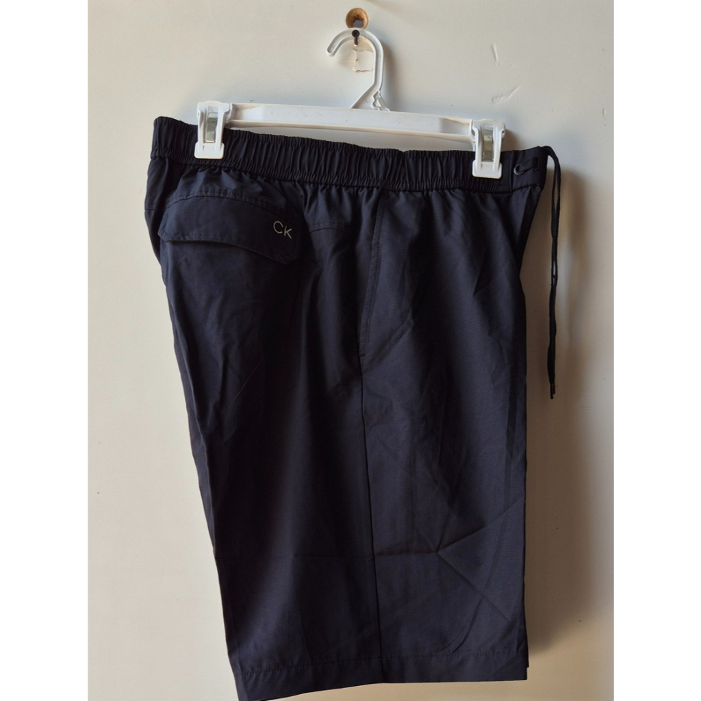 CALVIN KLEIN Performance Cargo Short Pants Celana Pendek Kargo Pria Size 33