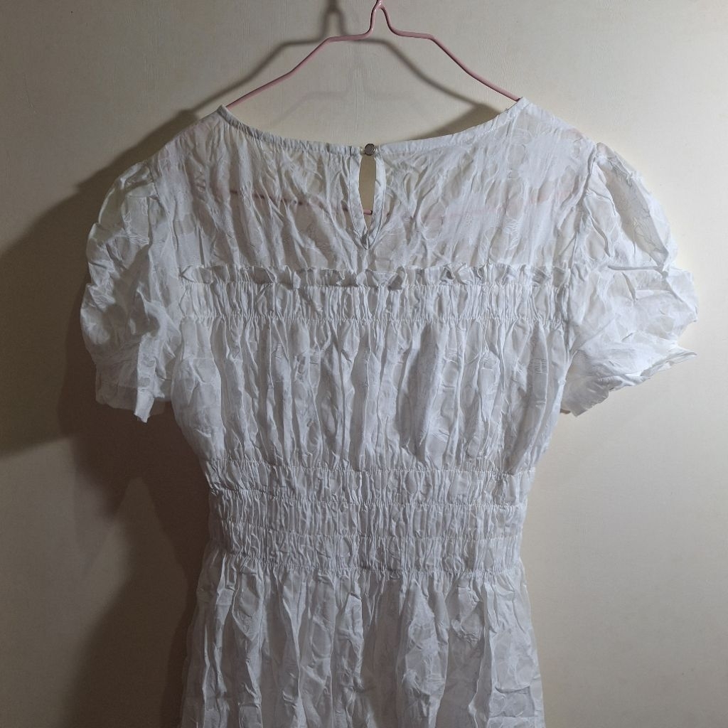 PRELOVED dress putih pesta