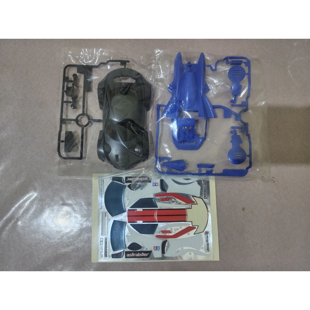 Body strato vector original tamiya + bonus