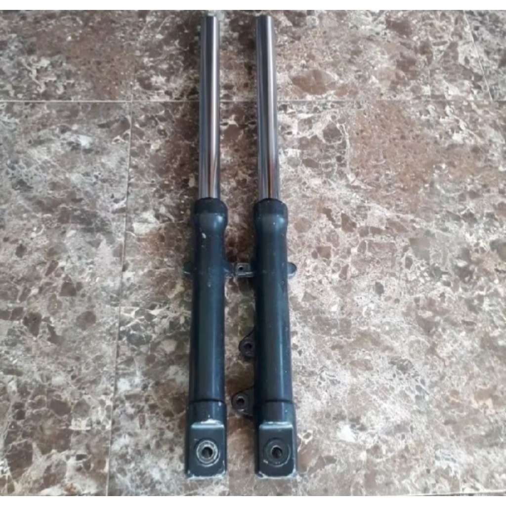 sok depan kanan kiri set Yamaha Vixion Old/original copotan