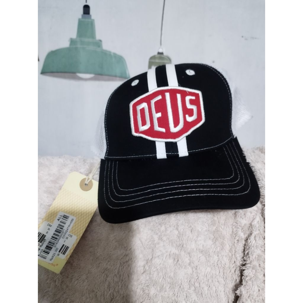 Topi Deus ex machina