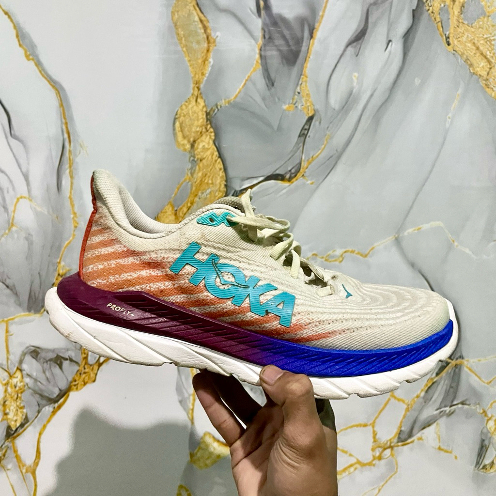 Sepatu Running bekas original hoka one mach 5 Size 40