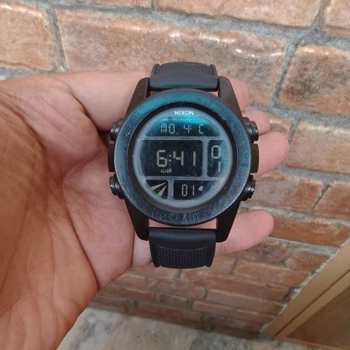 Jam tangan Nixon