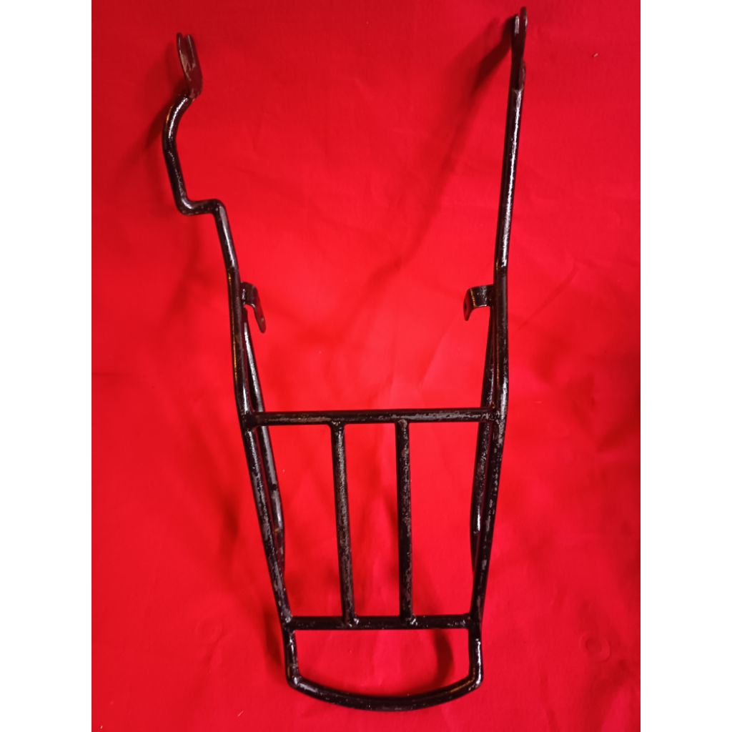 Begel / rak belakang Yamaha DT100