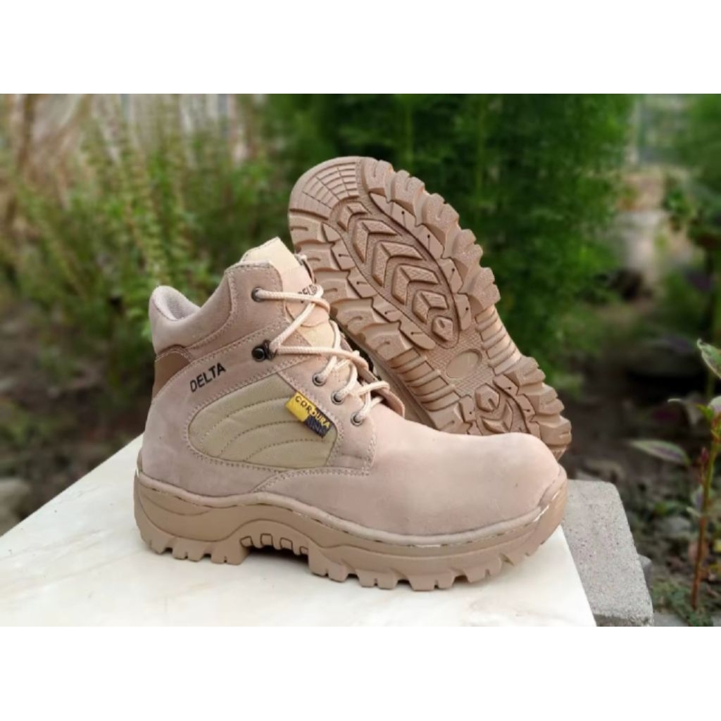 Sepatu Delta safety pendek Cream Sepatu Boot Pria Kulit