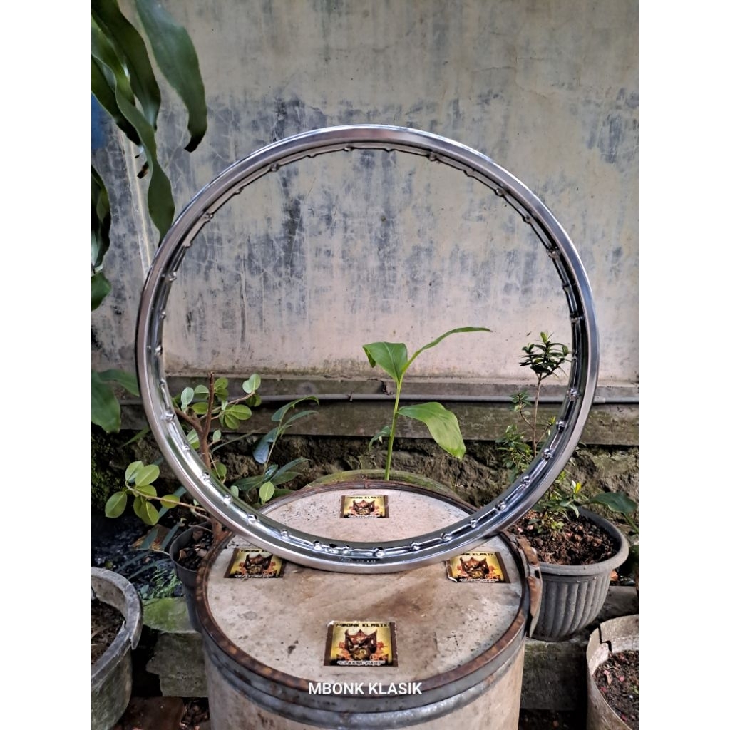 velg hm tengah 17 1.20 ORIGINAL velg hm ring 17 120 velg hm r17 120 velg hm r 17 120 velg hm ring 17