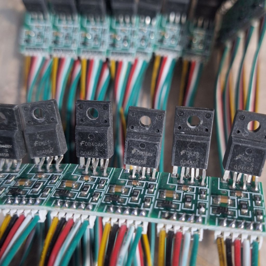 GACUN LCD 5 KABEL