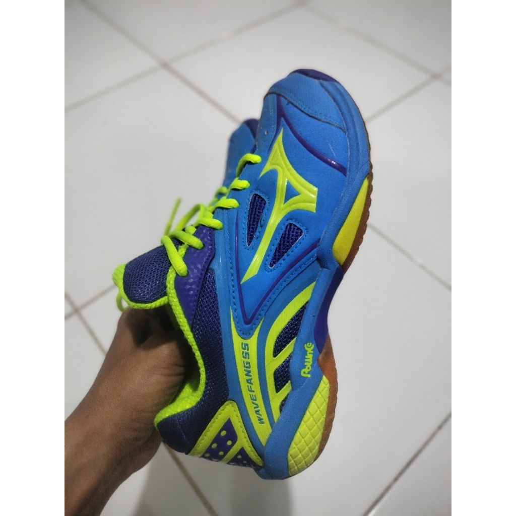 SEPATU BADMINTON ORIGINAL MIZUNO SZ 37