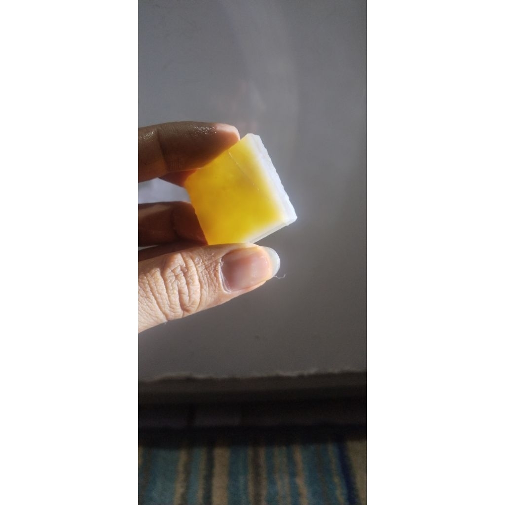 Batu bahan anggur cimpago kotakan