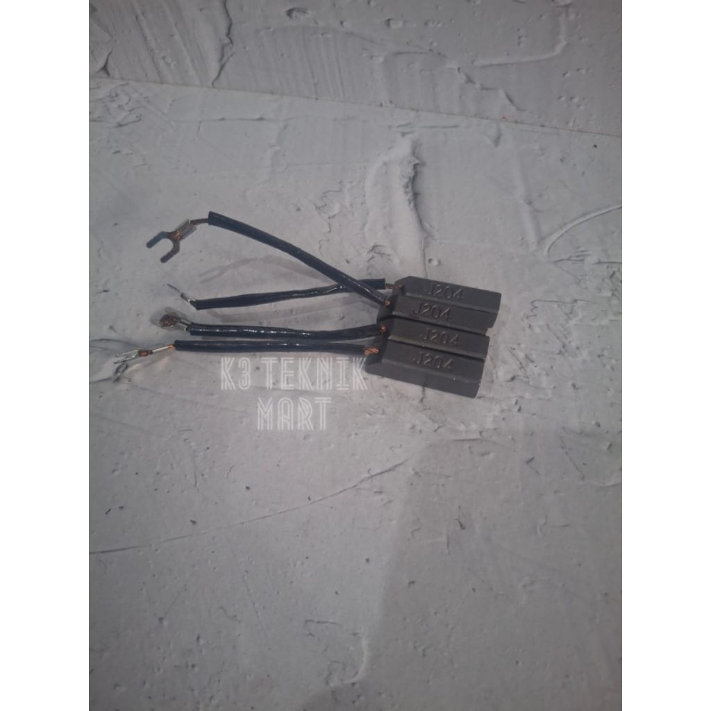 st3 carbon brush generator 3000 Watt karbon brush dinamo st3 j204 arang dinamo Dongfeng kool dinamo 