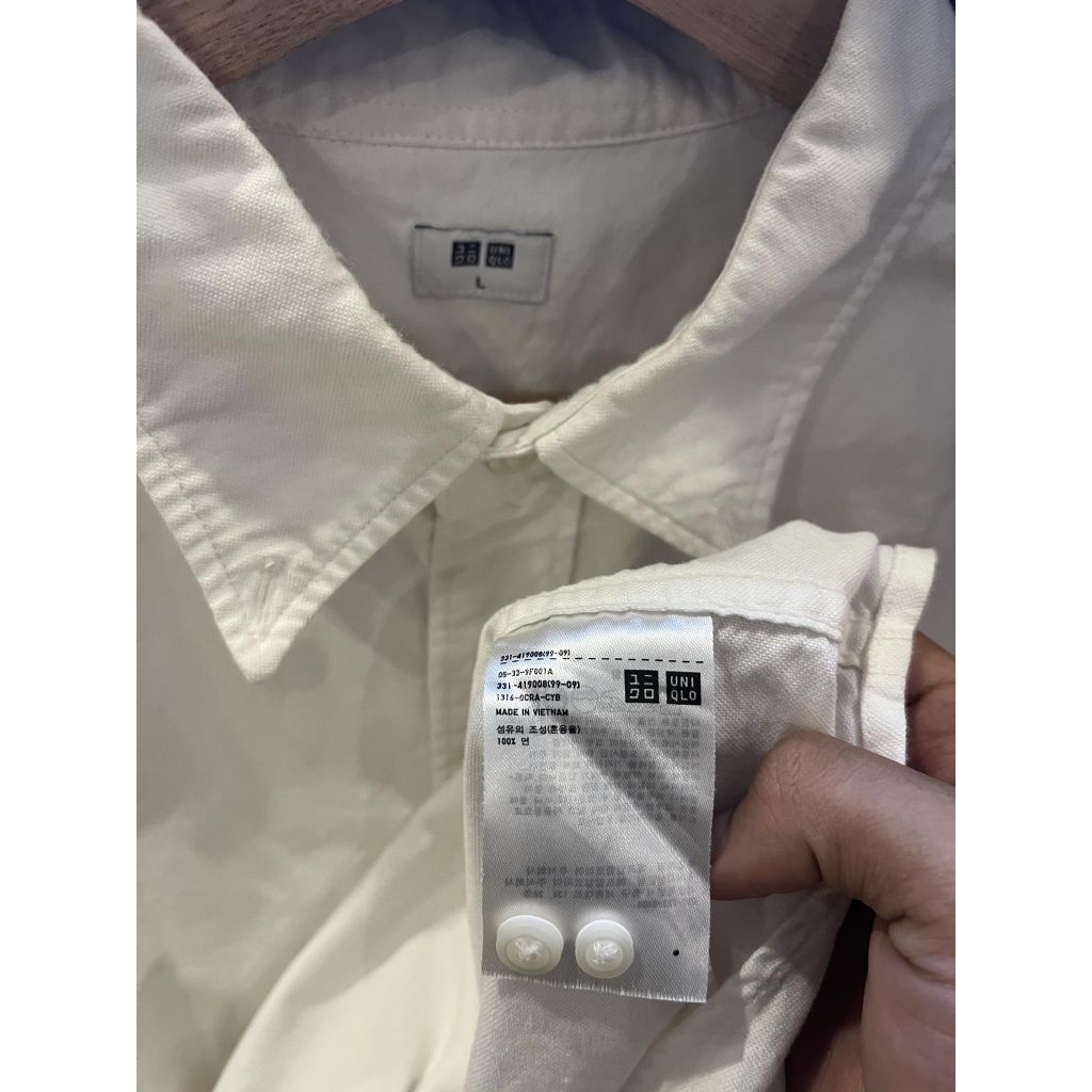Uniqlo Oxford