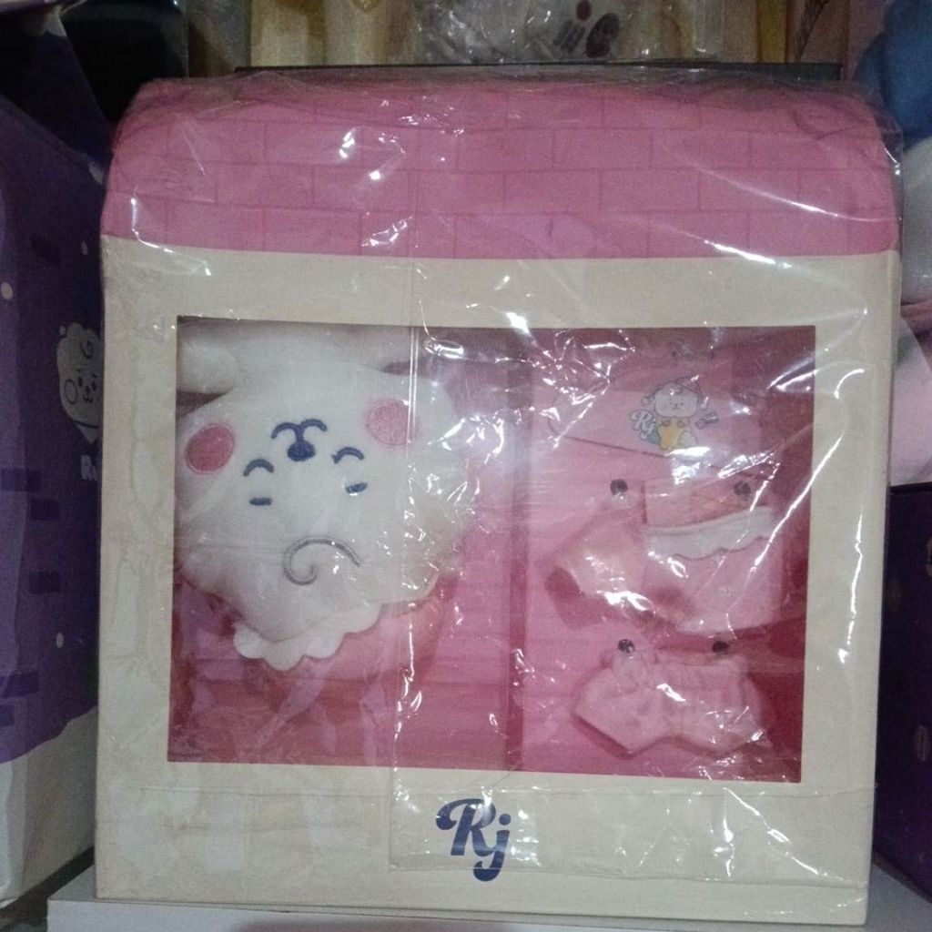 READY_RJ Dream Of Baby Pajama Doll Set Official Bt21