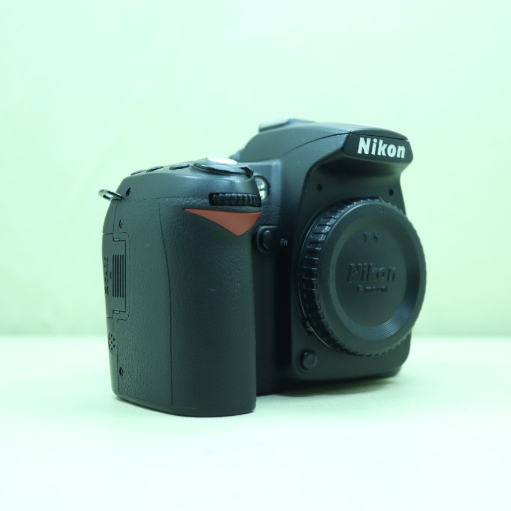 Nikon D90 Kit 18-105mm DX VR Fullset Mulus
