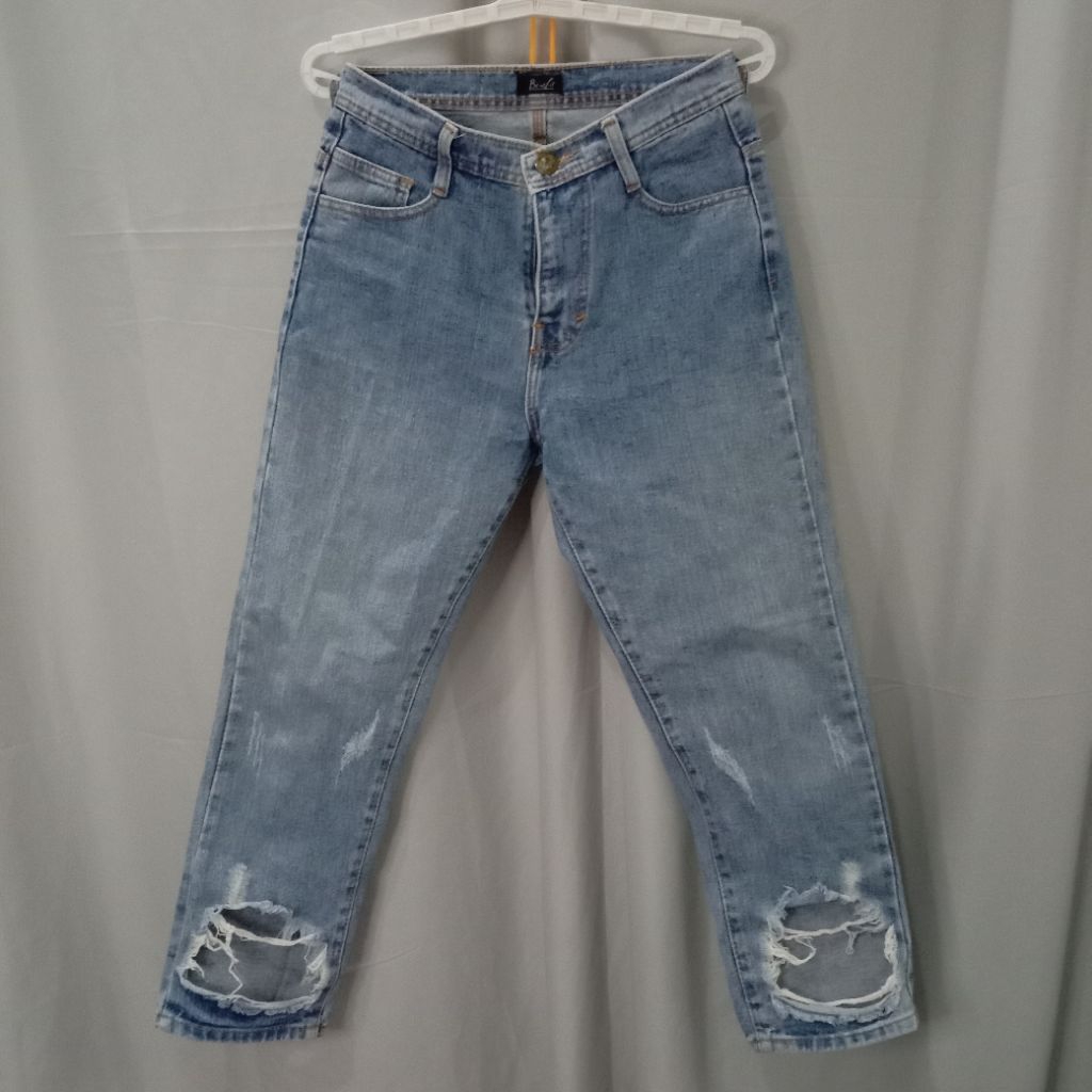 preloved C4072 celana denim size 28