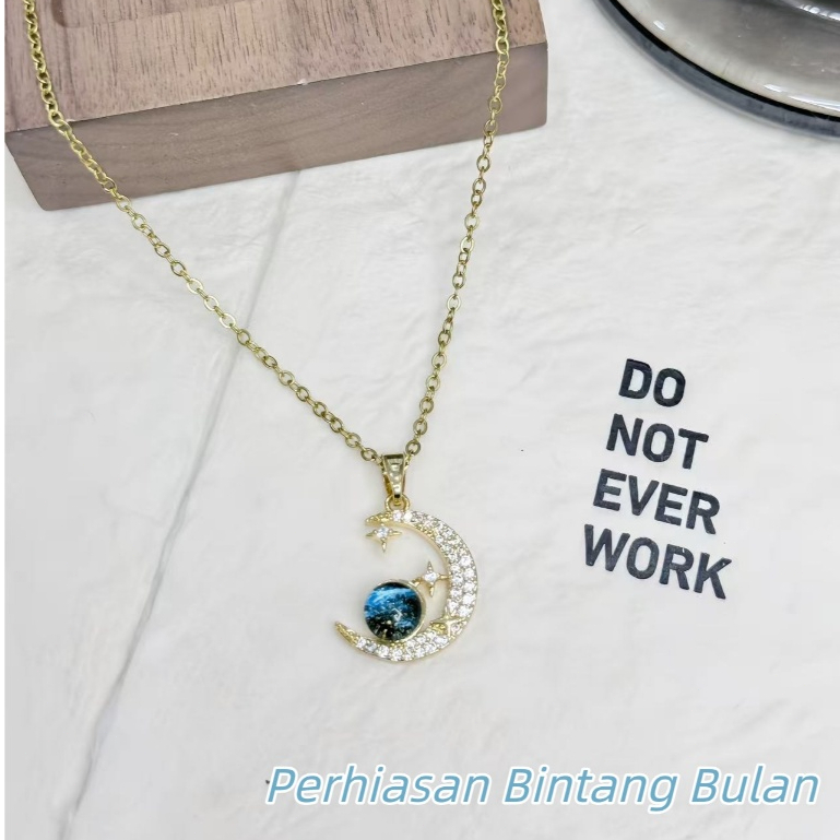 Kalung Liontin Bintang Bulan Berlian Elegan Unisex  Perhiasan Bintang Bulan