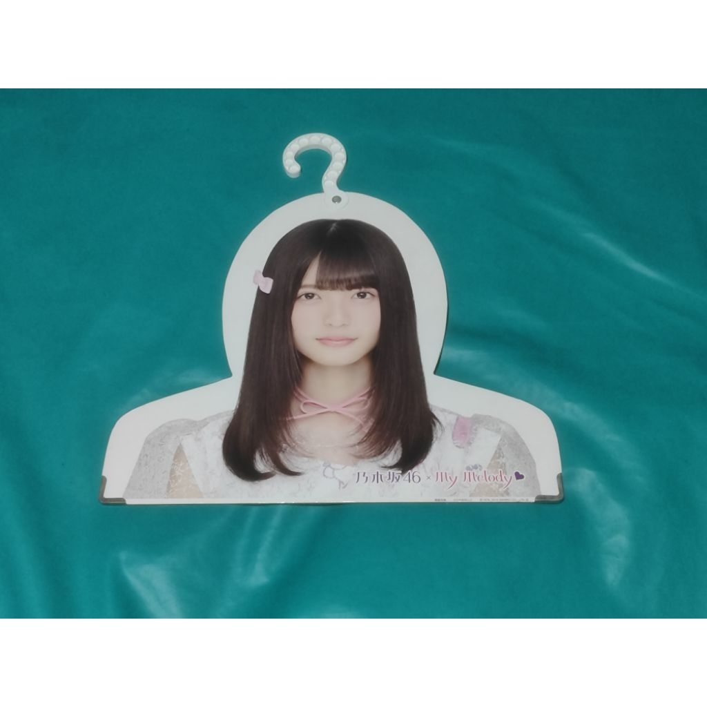 gantungan baju nogizaka46 saito asuka