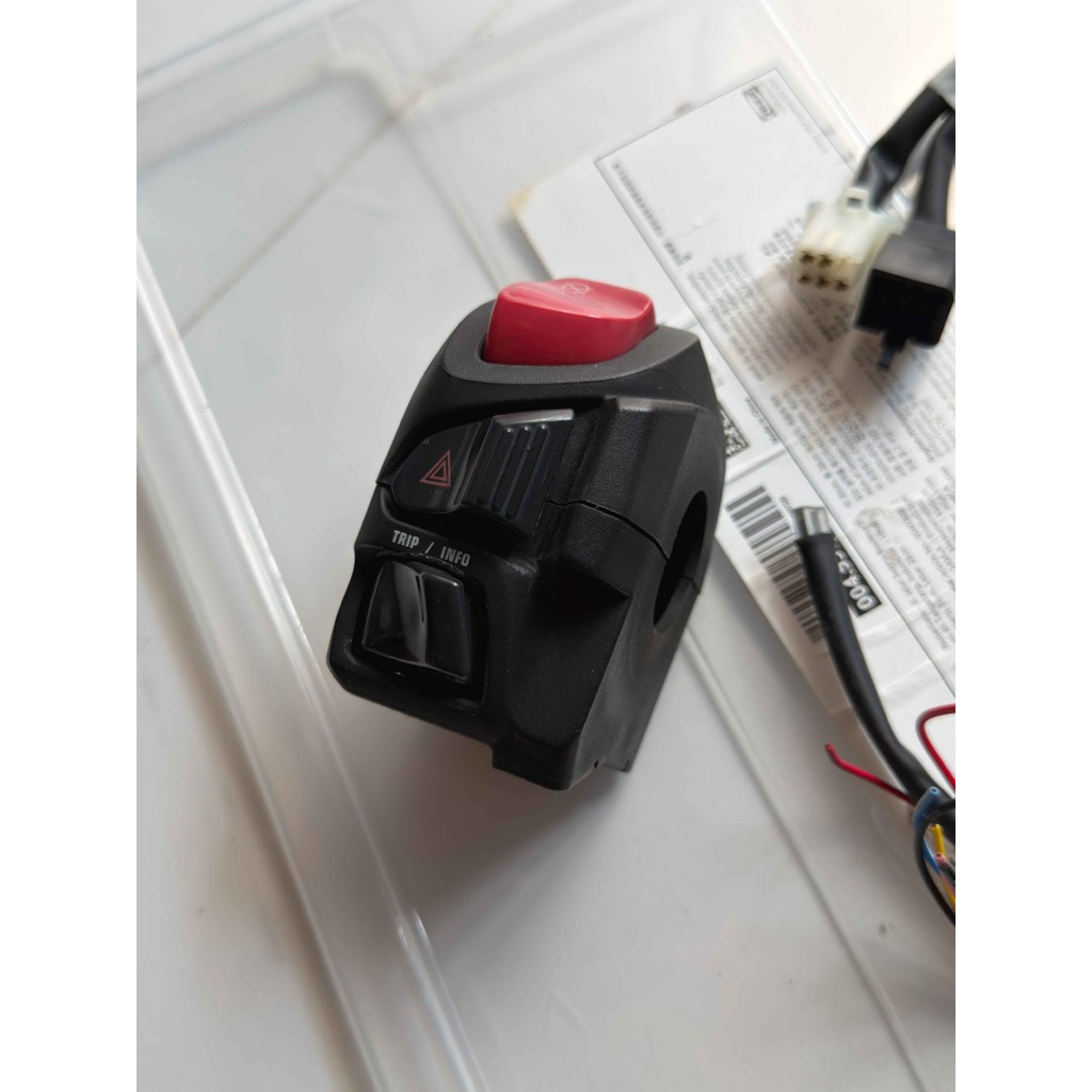 Saklar Holder Kanan Xmax Old Original Yamaha bekas