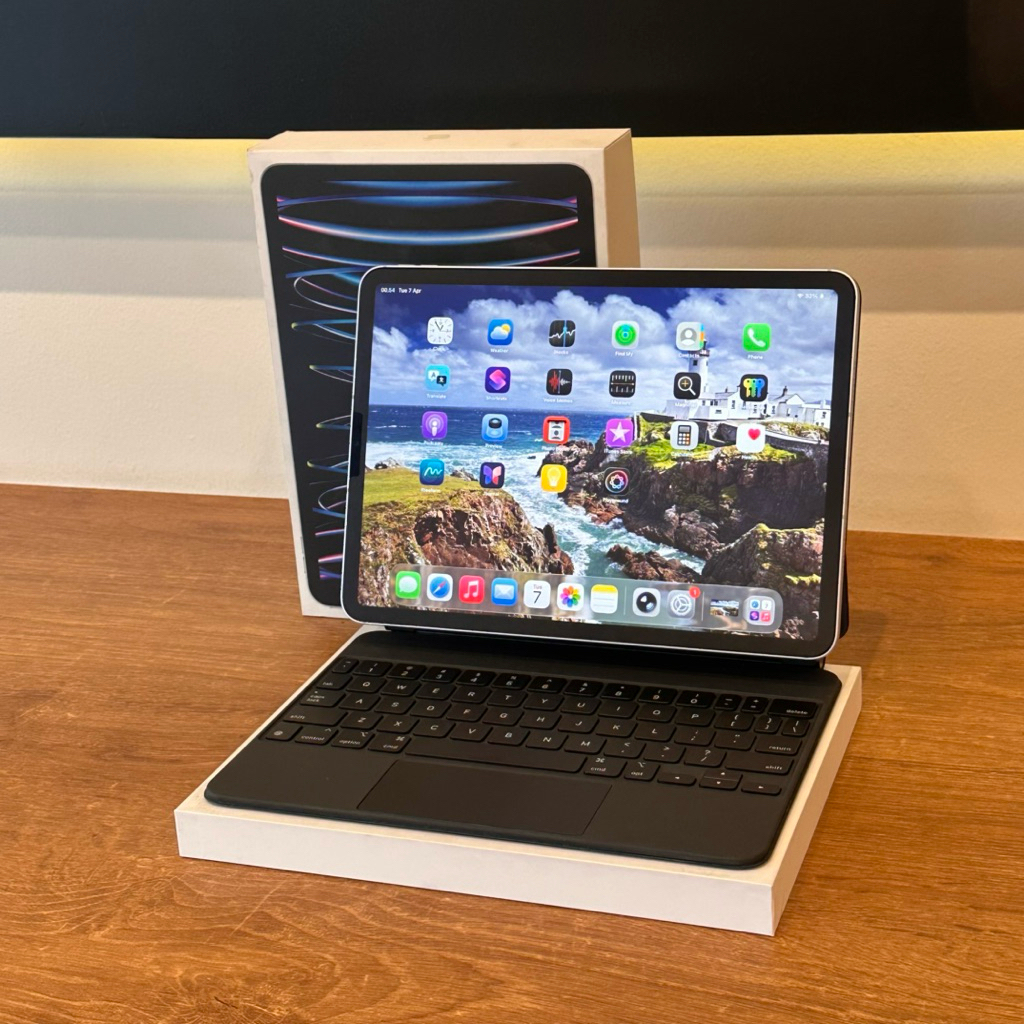 iPad Pro 4th Gen (M2) 2022 Wifi + Cellular 11 inch | 256 GB | Second